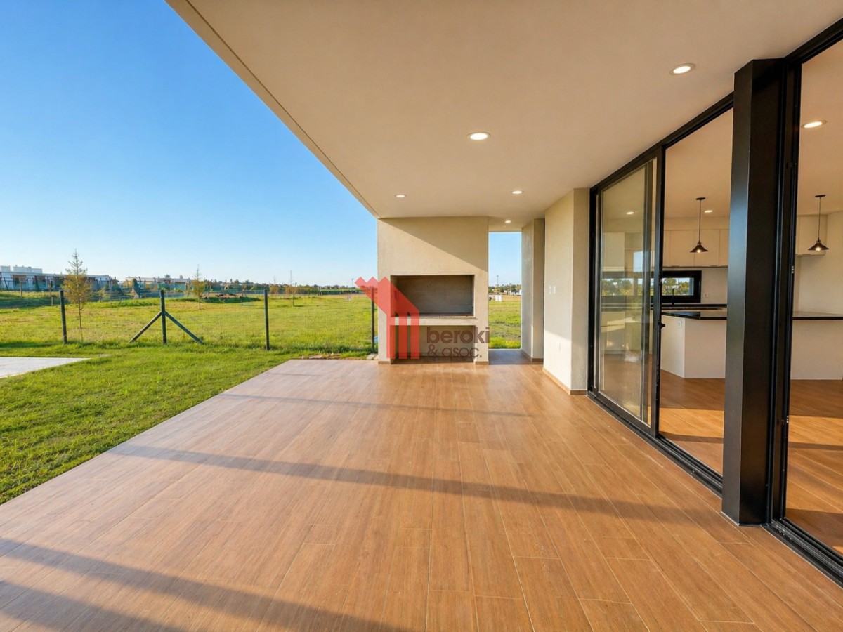 Casa ID.214 - Venta Casa 3 Dormitorios en La Juana con Piscina Barbacoa y Excelente Orientación