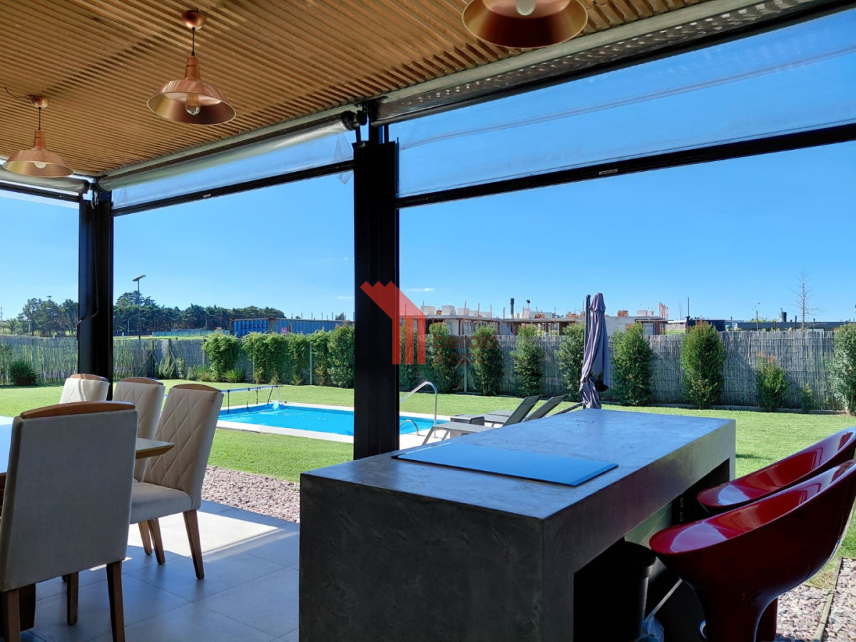Casa ID.154 - Venta casa en La Juana, 3 dormitorios, 2 baños, piscina climatizada