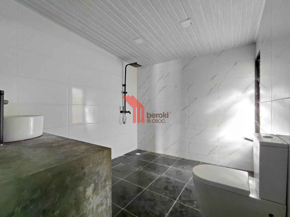 Casa ID.182 - Venta Mendoza Chico, Florida, 2670mt