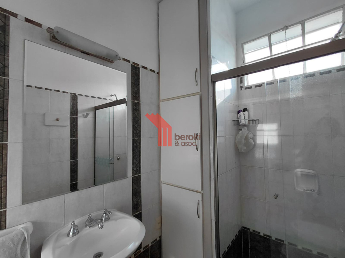 Casa ID.226 - Venta casa 3 dormitorios, 2 baños, mas monoambiente, Colon