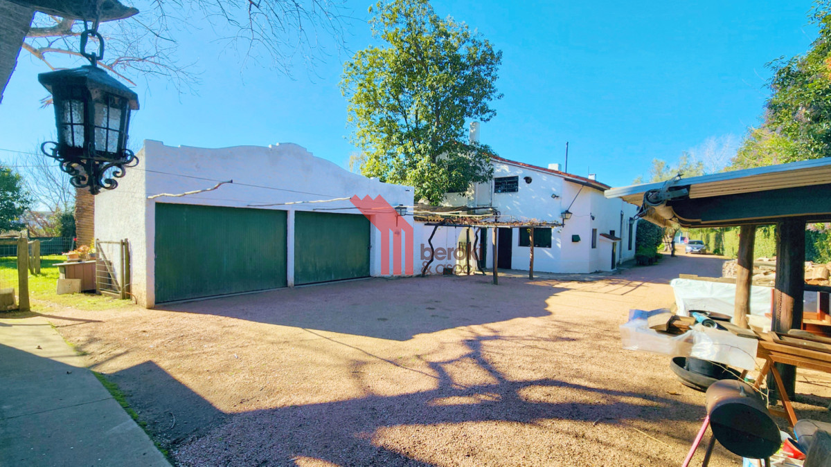 Casa ID.257 - Alquiler Casa Quinta Colón 8 Dormitorios