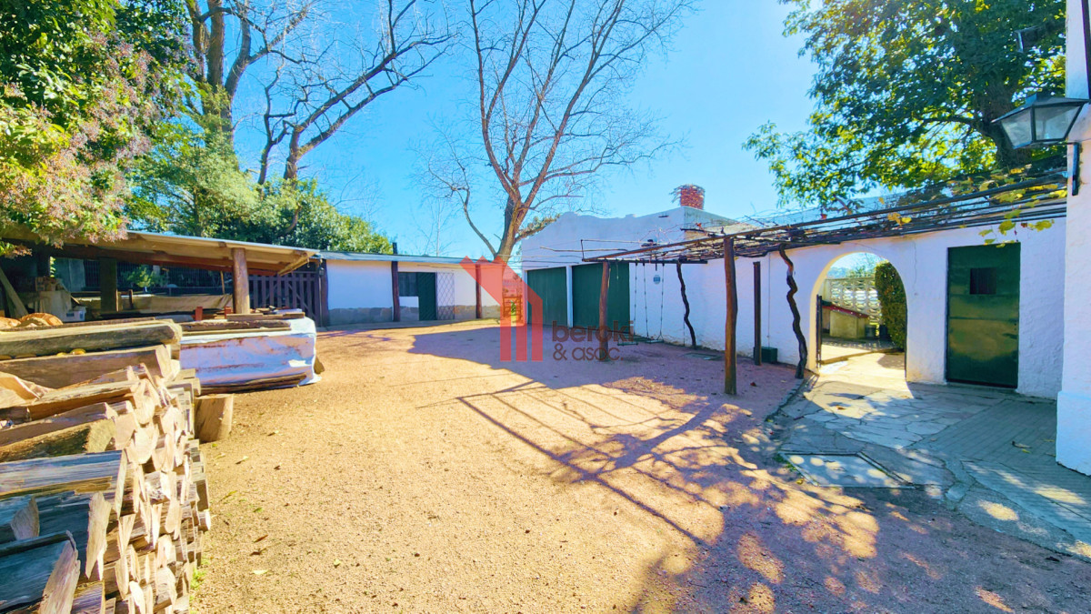Casa ID.257 - Alquiler Casa Quinta Colón 8 Dormitorios