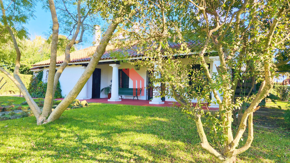 Casa ID.257 - Alquiler Casa Quinta Colón 8 Dormitorios