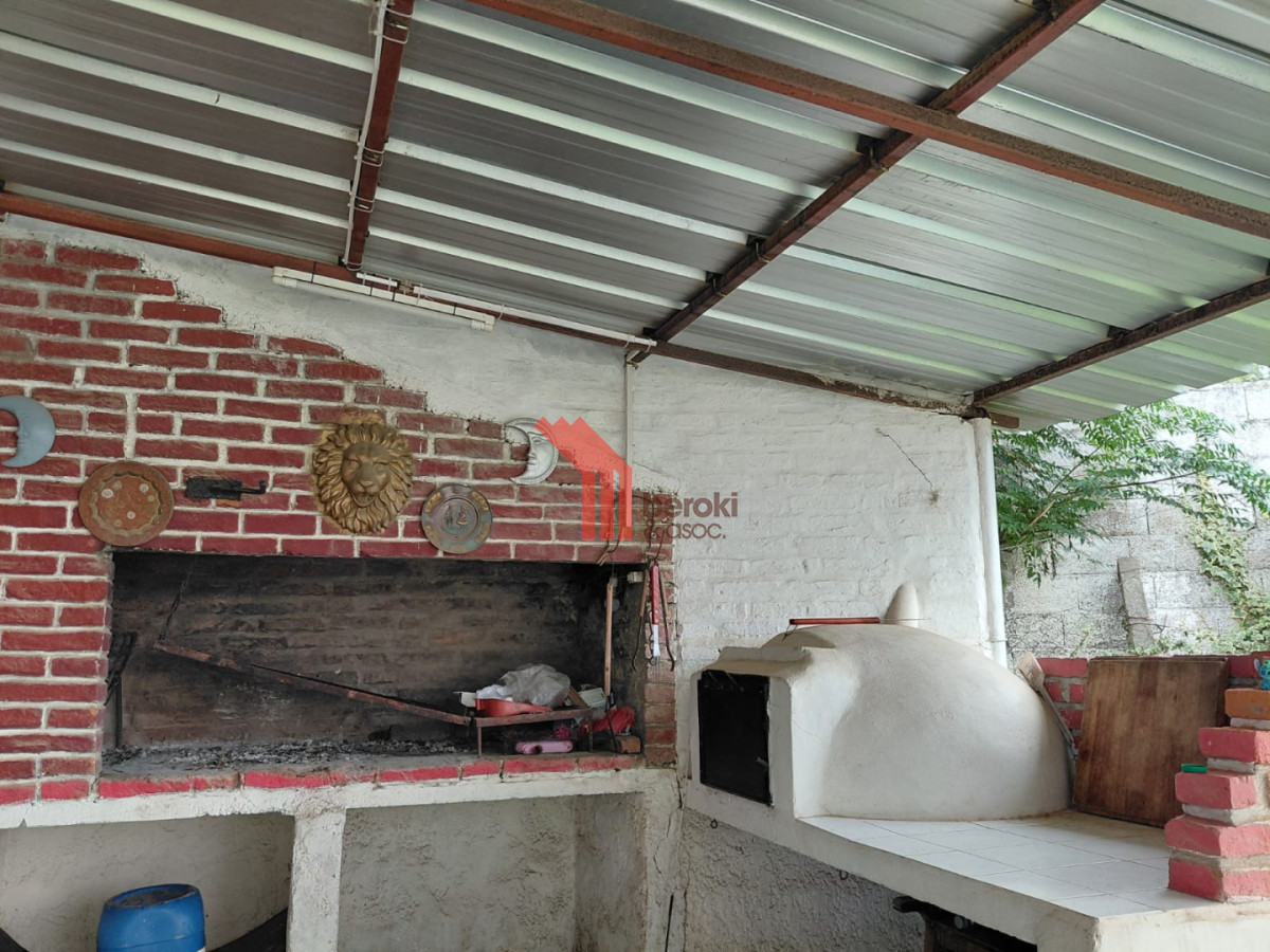 Casa ID.196 - Venta Casa 4 dormitorios, 2 baños, Santa Ana, Canelones