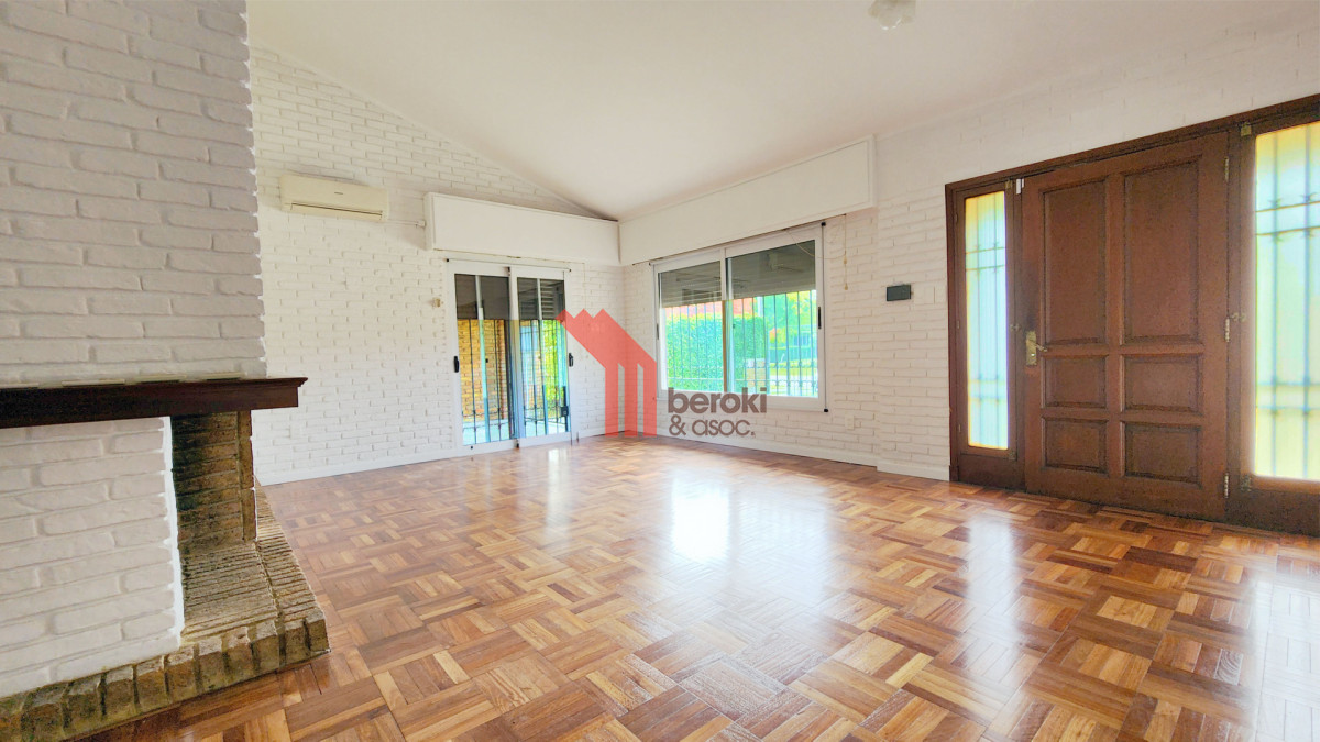Casa ID.234 - Alquiler Casa Carrasco Norte 4 Dormitorios