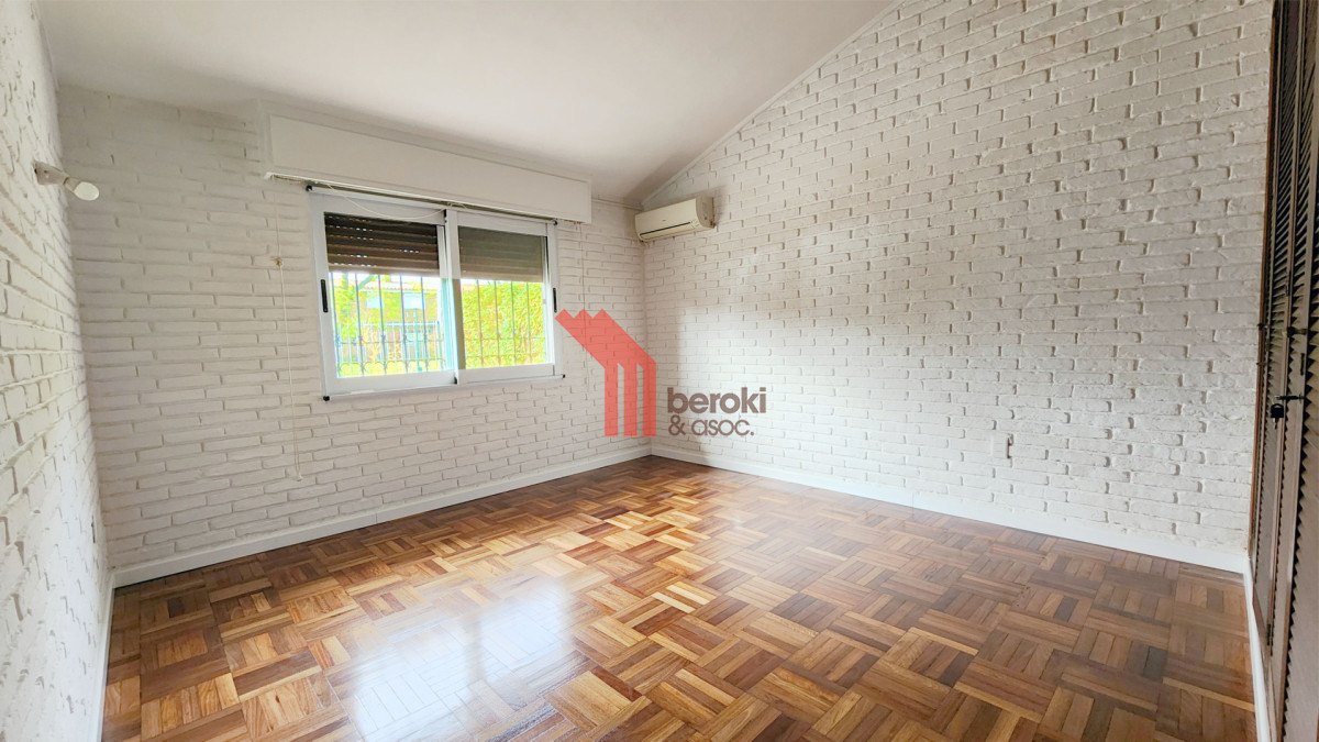 Casa ID.234 - Alquiler Casa Carrasco Norte 4 Dormitorios