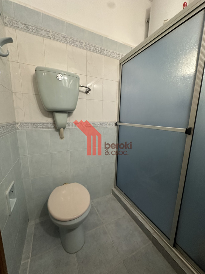 Casa ID.139 - Venta Casa 3 dormitorios+ Apto+ Local+ Parrillero +Deposito+ Gge. Terreno 422m2