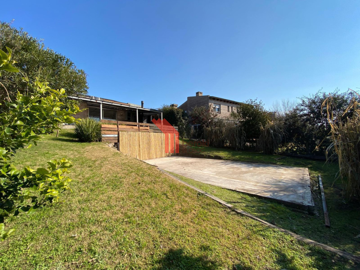 Casa ID.310 - Venta casa 4 dormitorios, Mercedes, Soriano