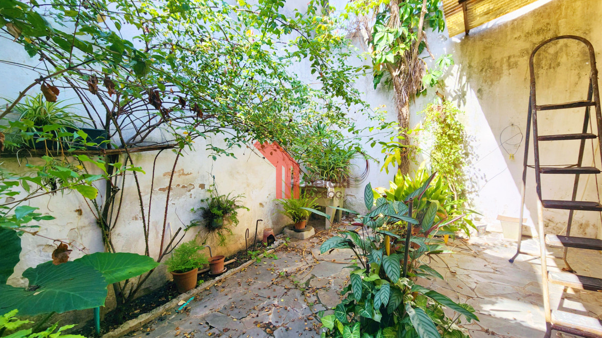 Casa ID.103 - Venta Casa La Blanqueada Padrón Único a Reciclar