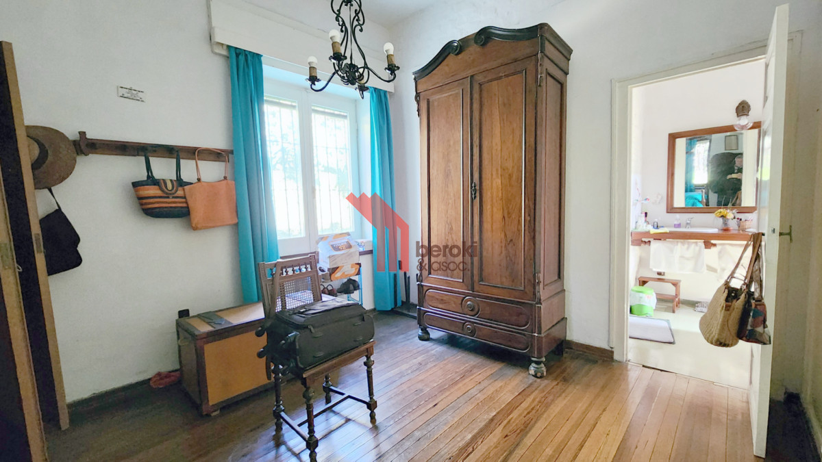 Casa ID.256 - Venta Casa Quinta Colón 8 Dormitorios