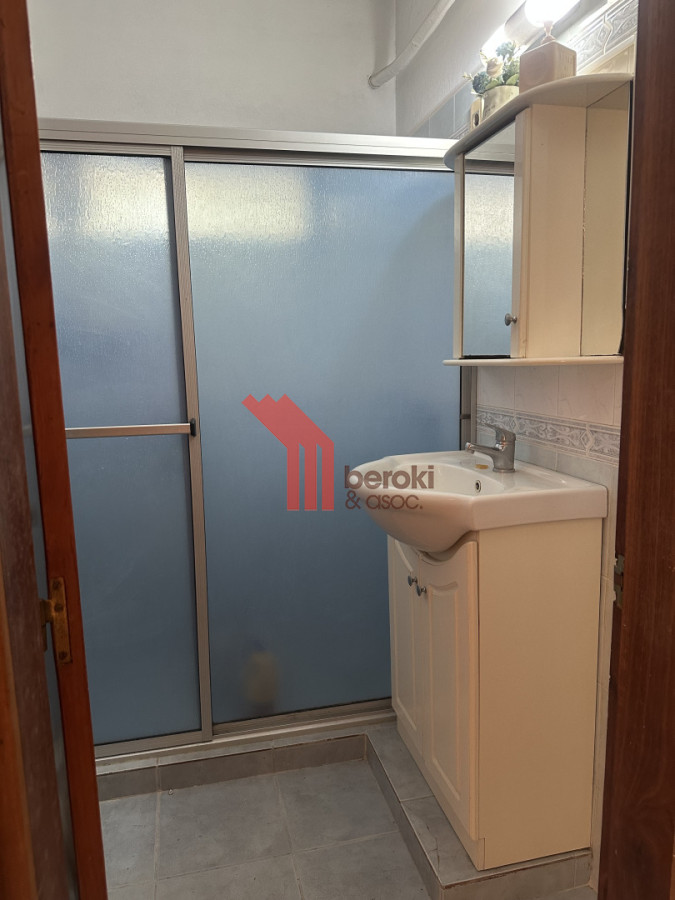 Casa ID.139 - Venta Casa 3 dormitorios+ Apto+ Local+ Parrillero +Deposito+ Gge. Terreno 422m2