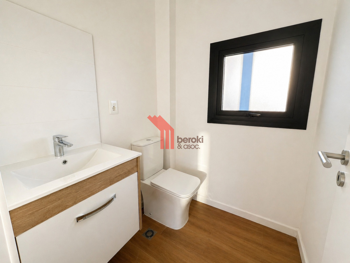 Casa ID.214 - Venta Casa 3 Dormitorios en La Juana con Piscina Barbacoa y Excelente Orientación