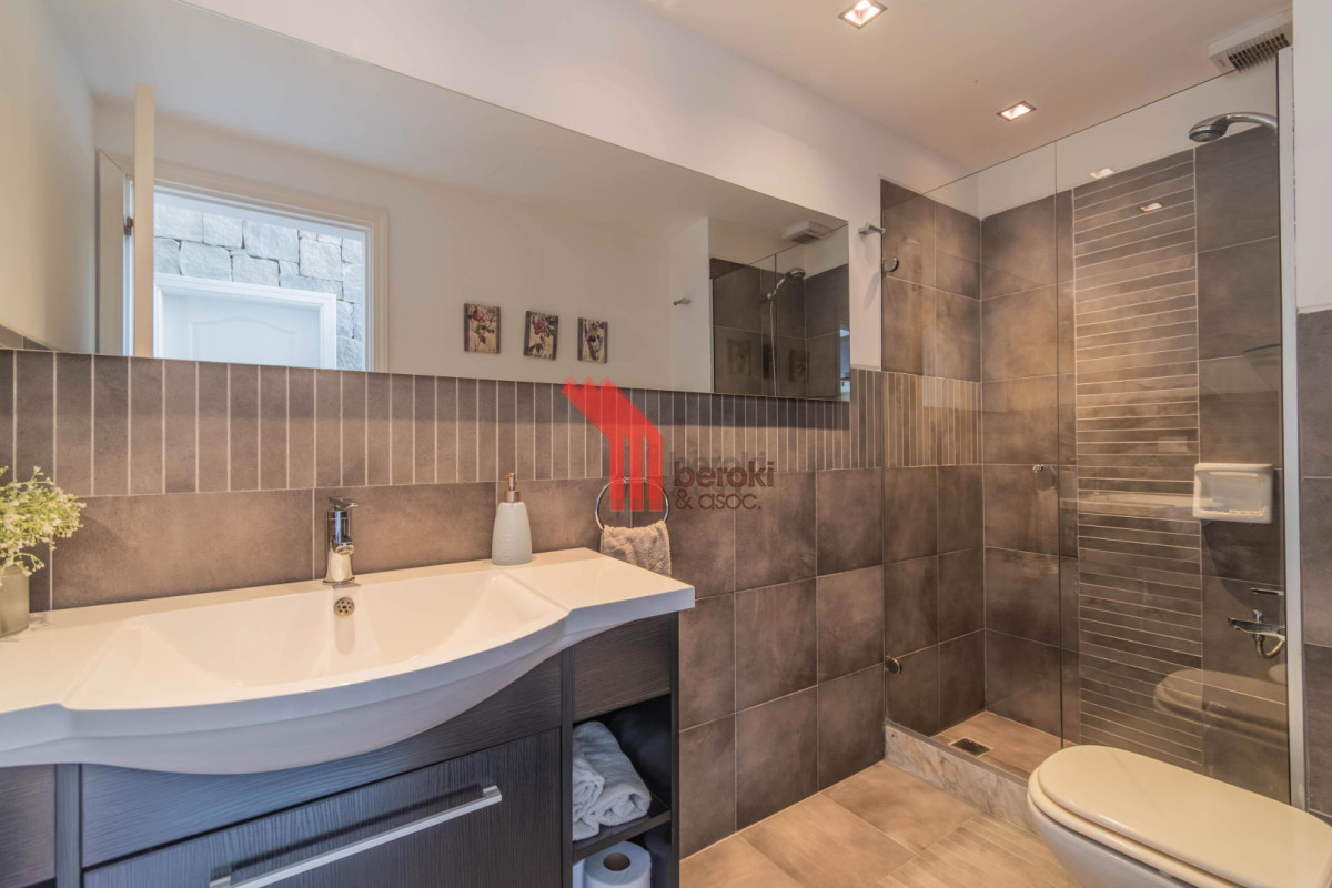 Casa ID.161 - Casa en Carrasco sobre 603 m² de terreno con potencial de ampliación