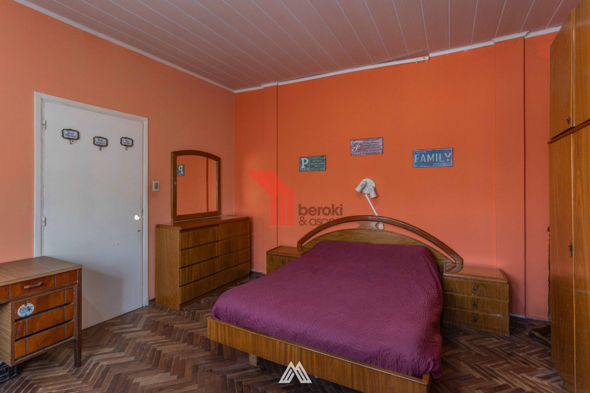 Casa ID.5 - Venta Casa Las Acacias 3 Dormitorios Patio Parrillero Y Garaje X3