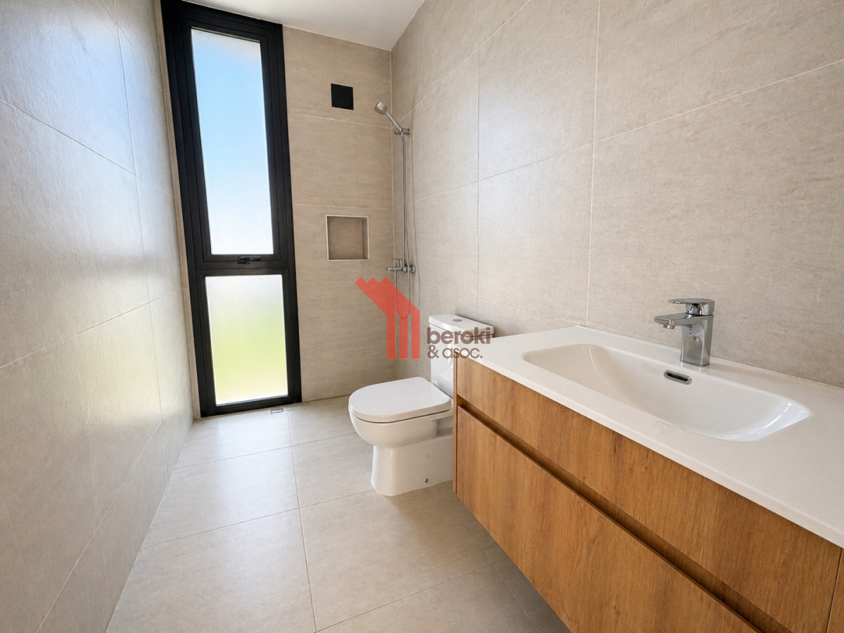 Casa ID.213 - Venta Casa 3 Dormitorios La Juana Piscina Paneles Solares y Barbacoa