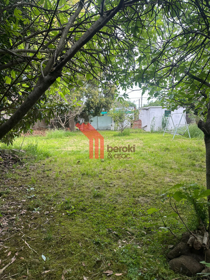 Casa ID.93 - Venta Casa 2 dormitorios. Carrasco Norte, Amplio terreno 636 m2