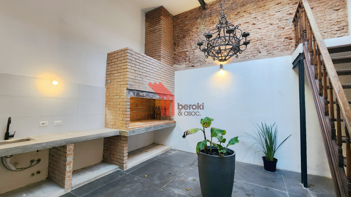 Casa ID.106 - Casa Venta 4 Dormitorios Padrón Único Palermo 