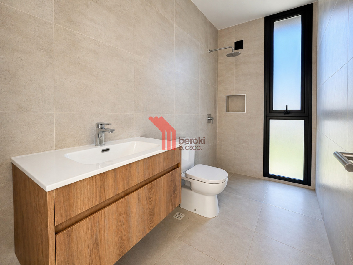 Casa ID.213 - Venta Casa 3 Dormitorios La Juana Piscina Paneles Solares y Barbacoa