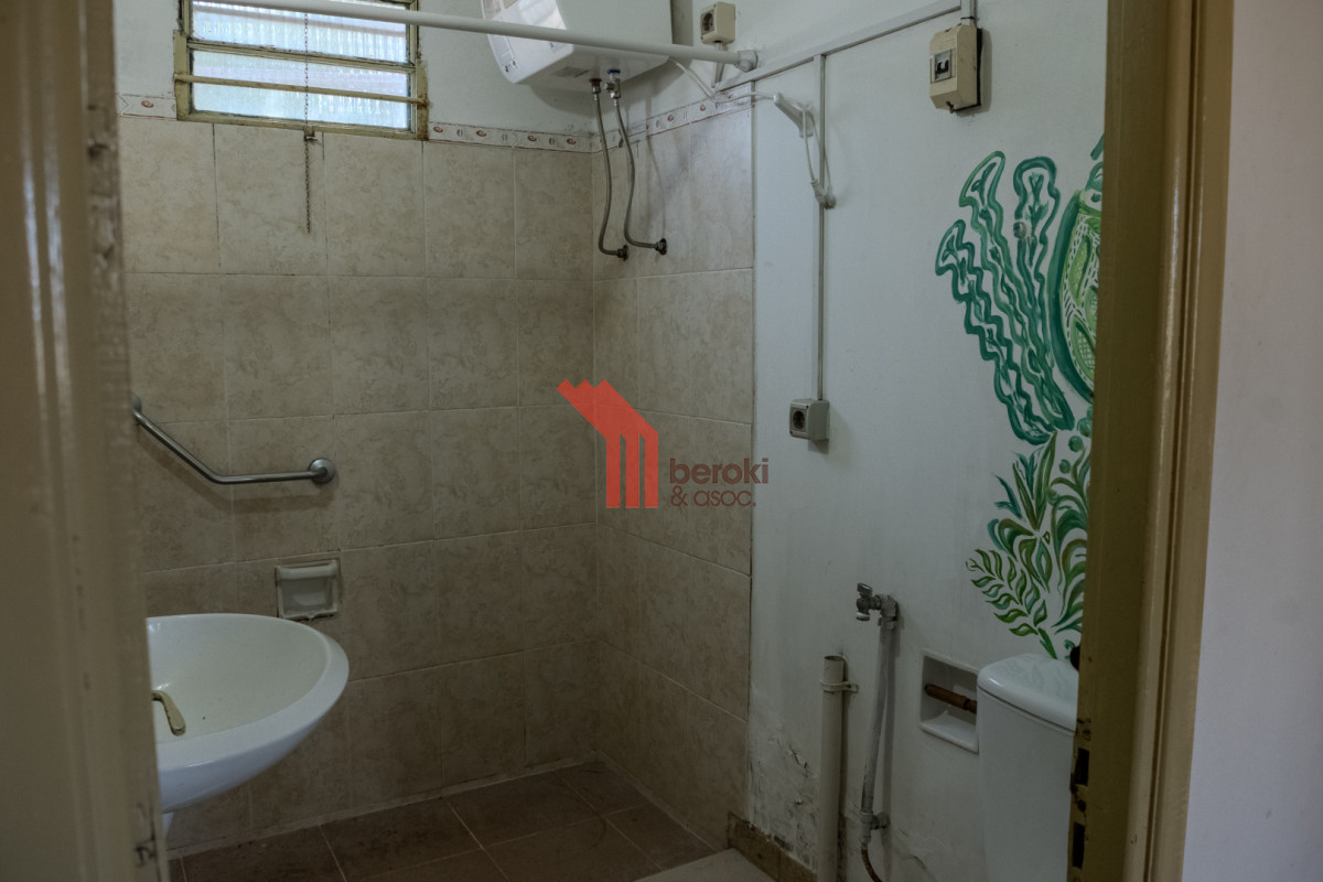 Casa ID.93 - Venta Casa 2 dormitorios. Carrasco Norte, Terreno 636 m2
