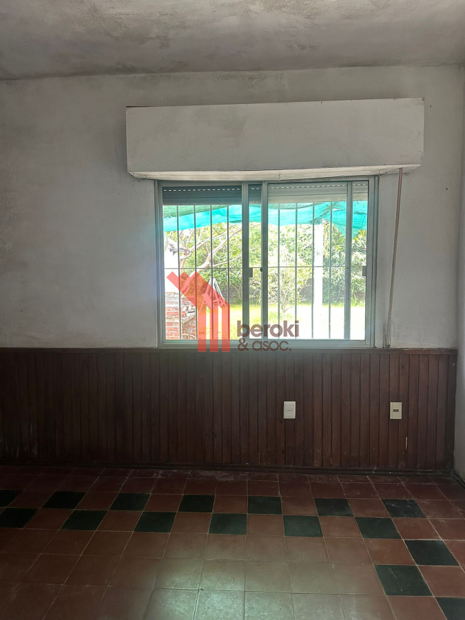 Casa ID.93 - Venta Casa 2 dormitorios. Carrasco Norte, Amplio terreno 636 m2