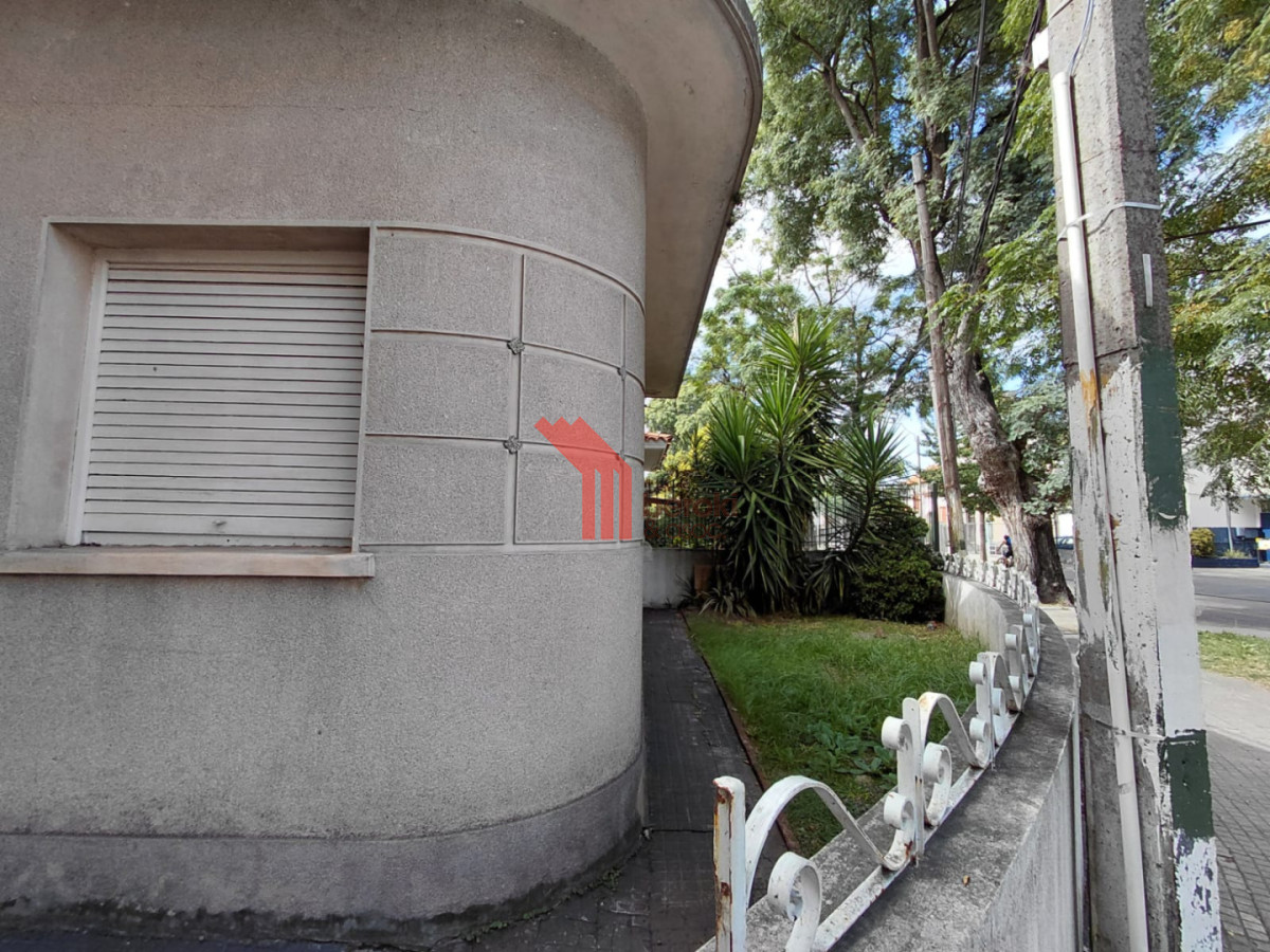 Casa ID.194 - Venta casa 3 dormitorios, 2 baños, Sayago
