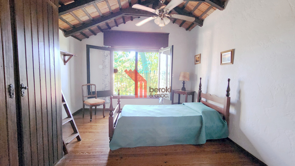 Casa ID.256 - Venta Casa Quinta Colón 8 Dormitorios