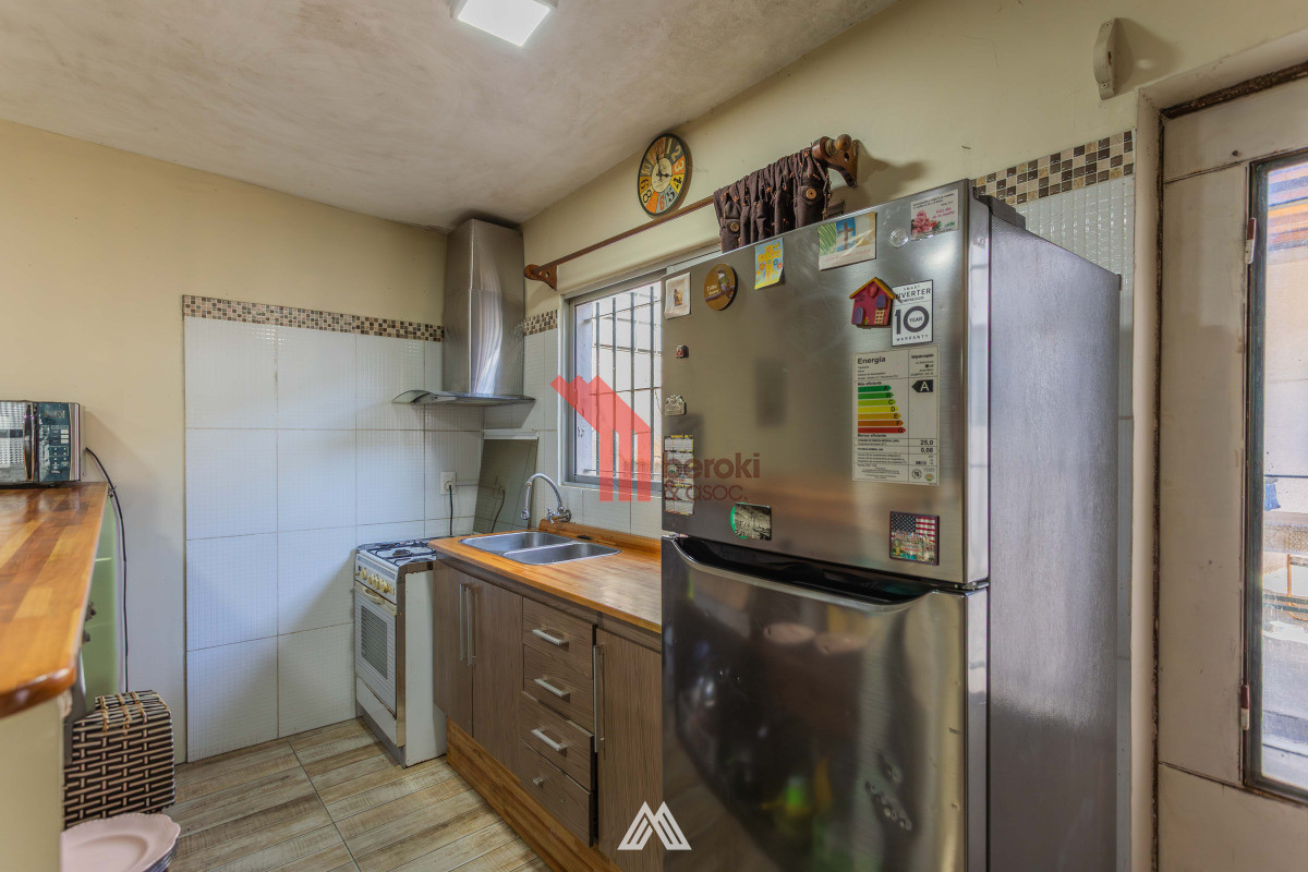 Casa ID.5 - Venta Casa Las Acacias 3 Dormitorios Patio Parrillero Y Garaje X3