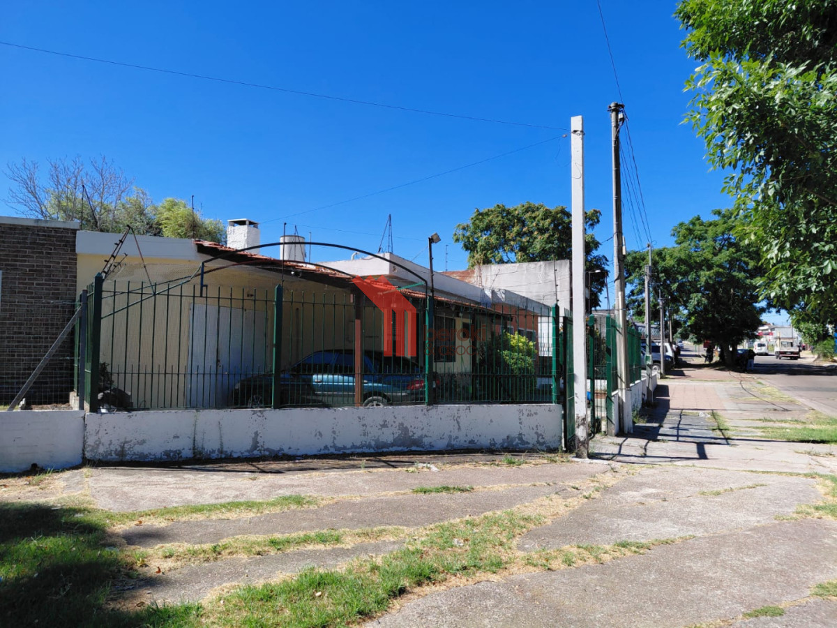 Casa ID.163 - Venta casa 3 dormitorios, 2 baños, garaje, Sayago