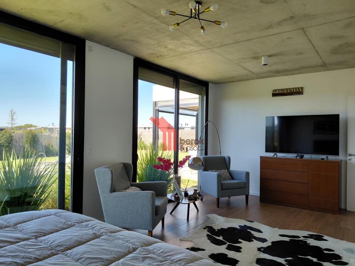 Casa ID.154 - Venta casa en La Juana, 3 dormitorios, 2 baños, piscina climatizada