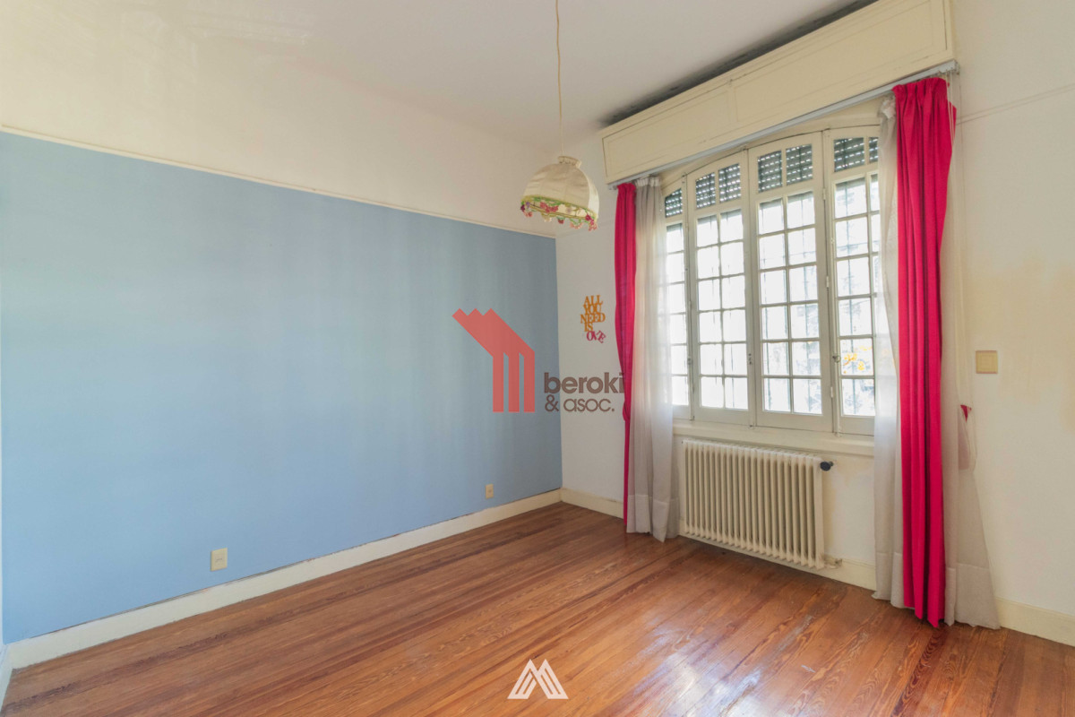 Casa ID.46 - VENTA CASA DE 3 DORMITORIOS Y SERVICIO EN POCITOS