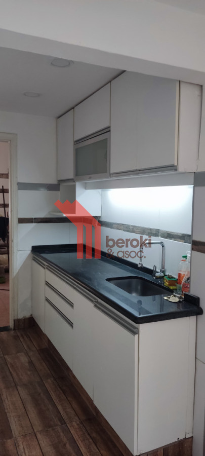 Casa ID.123 - Venta Casa 3 dormitorios + apartamento. Padrón único.  Cerrito de la Victoria.