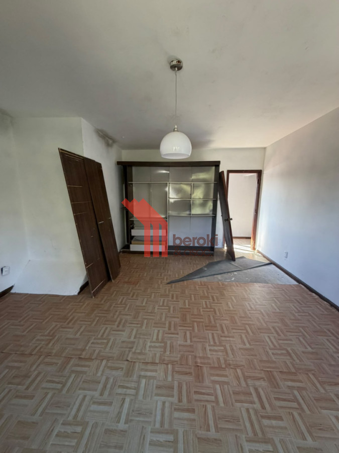 Casa ID.266 - VENTA CASA PADRON UNICO SOLYMAR SUR 4 DORMITORIOS 2 BAÑOS 