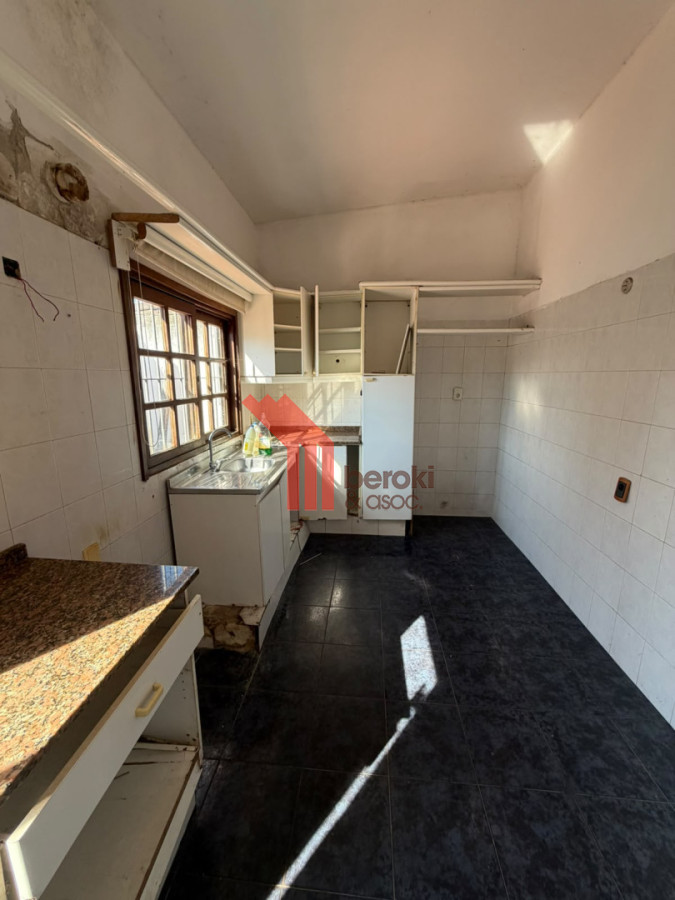 Casa ID.266 - VENTA CASA PADRON UNICO SOLYMAR SUR 4 DORMITORIOS 2 BAÑOS 