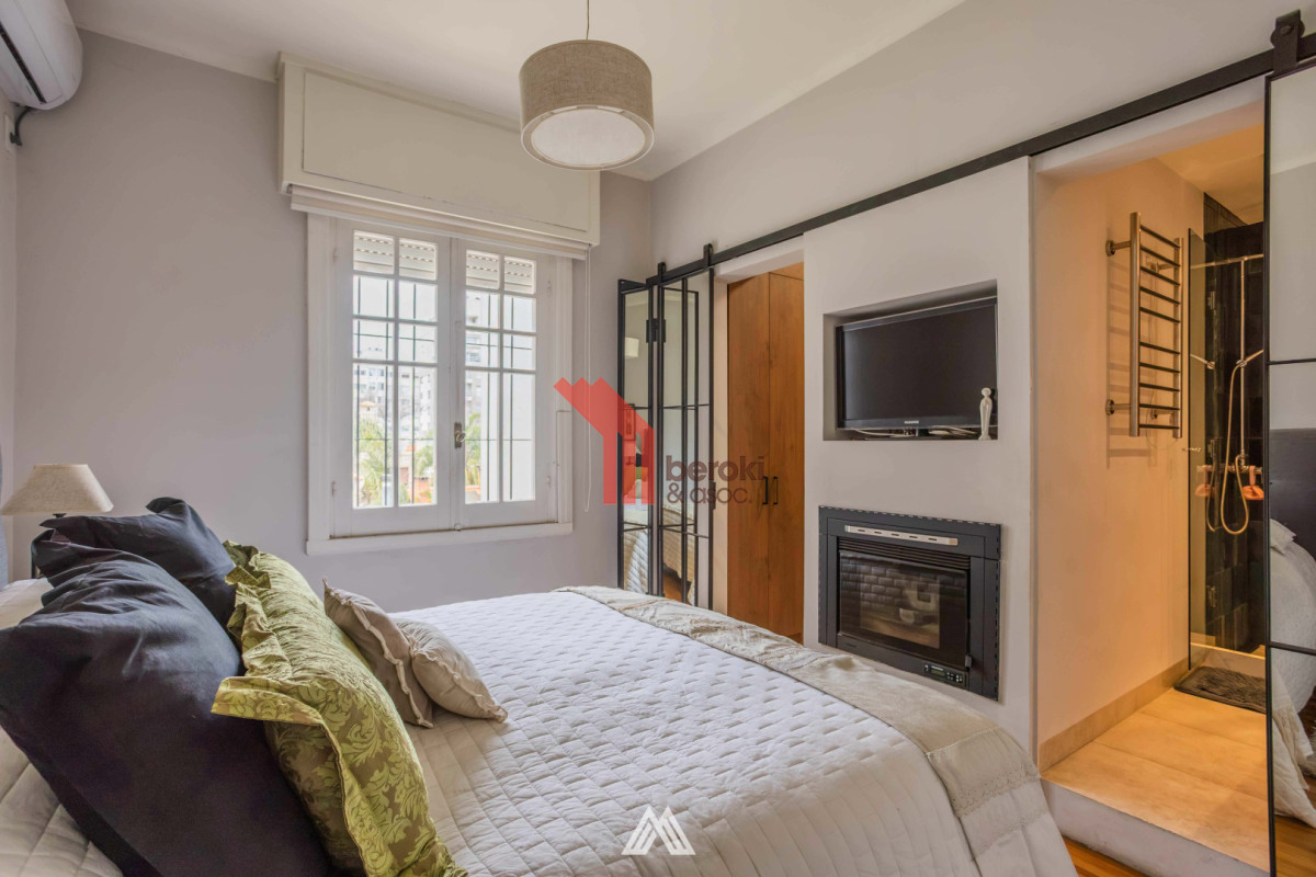 Casa ID.281 - Venta Casa 3 dormitorios Punta Carretas fondo barbacoa y estudio con sala de espera