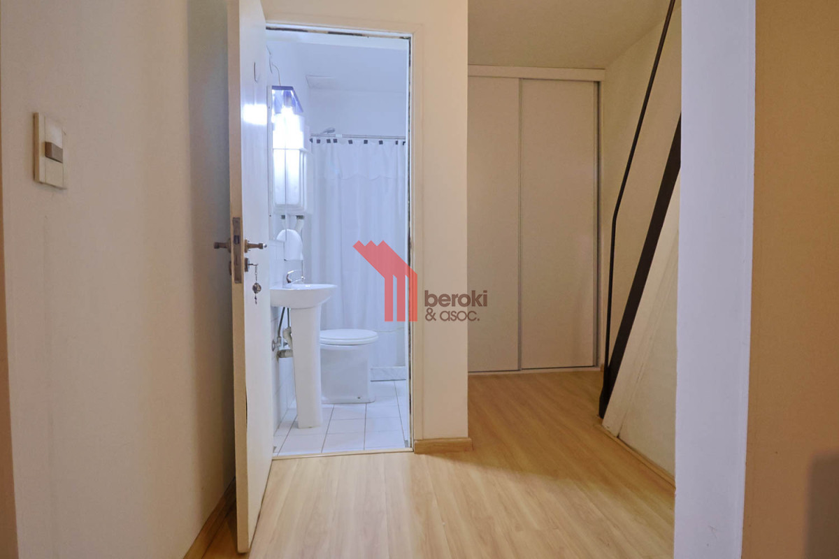 Casa ID.244 - Venta casa de 3 dormitorios y altillo en Carrasco Sur