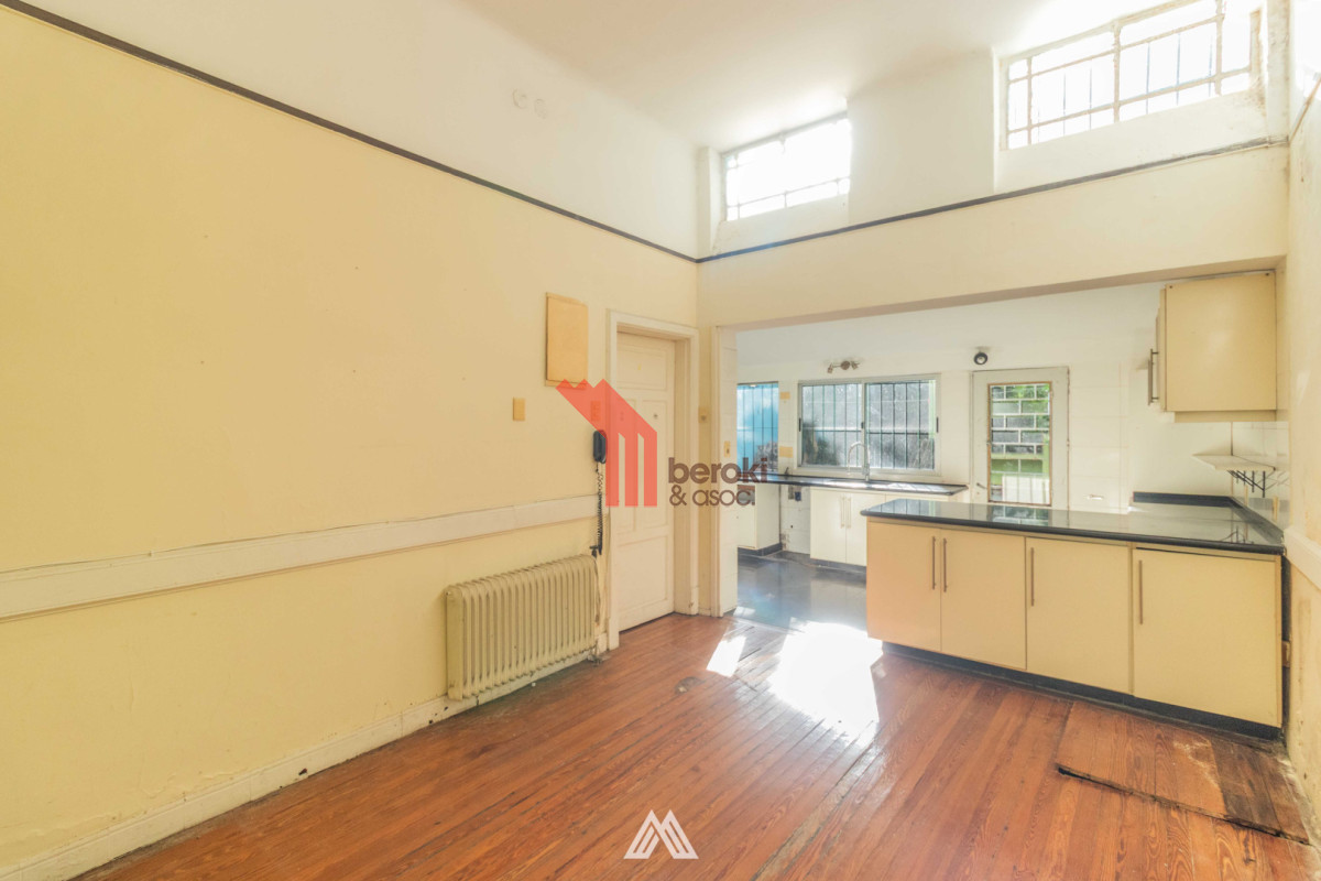 Casa ID.46 - VENTA CASA DE 3 DORMITORIOS Y SERVICIO EN POCITOS