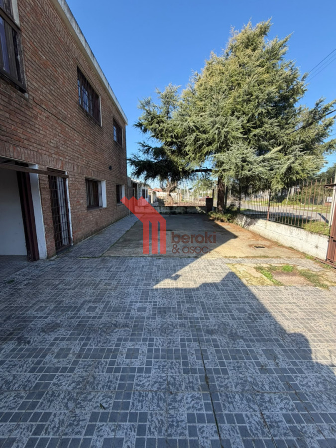 Casa ID.266 - VENTA CASA PADRON UNICO SOLYMAR SUR 4 DORMITORIOS 2 BAÑOS 