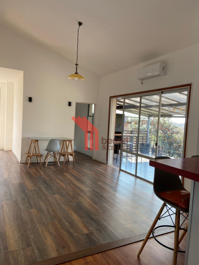 Casa ID.310 - Venta casa 4 dormitorios, Mercedes, Soriano