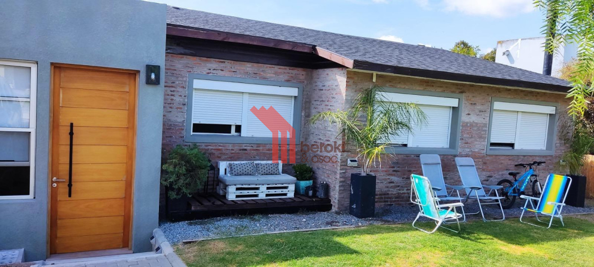Casa ID.310 - Venta casa 4 dormitorios, Mercedes, Soriano