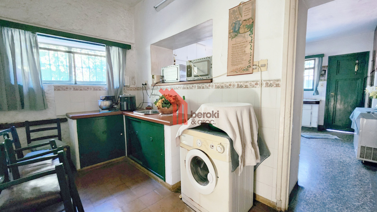 Casa ID.256 - Venta Casa Quinta Colón 8 Dormitorios