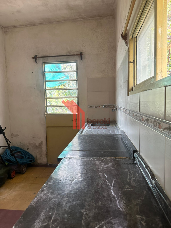 Casa ID.93 - Venta Casa 2 dormitorios. Carrasco Norte, Amplio terreno 636 m2