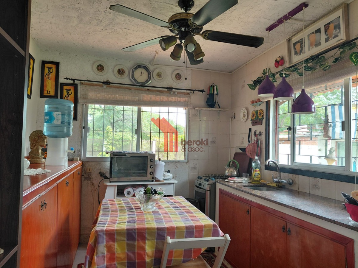 Casa ID.196 - Venta Casa 4 dormitorios, 2 baños, Santa Ana, Canelones