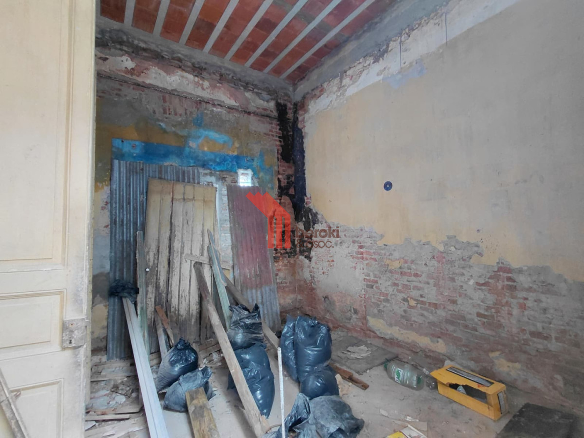Casa ID.274 - Venta casa o local con reciclaje, padrón único, Paso Molino