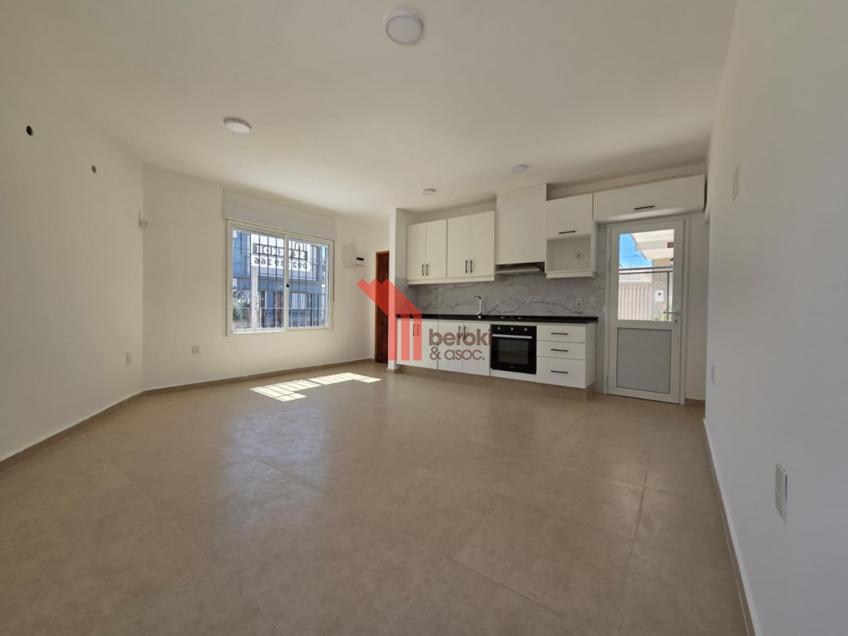 Casa ID.48 - Venta Casa a Estrenar Unión 2 Dormitorios Patio Parrillero y Garaje 