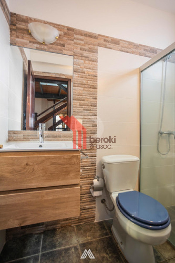 Casa ID.16 - Venta Casa 3 Dormitorios Barra De Carrasco Con Piscina Y 4 Cocheras