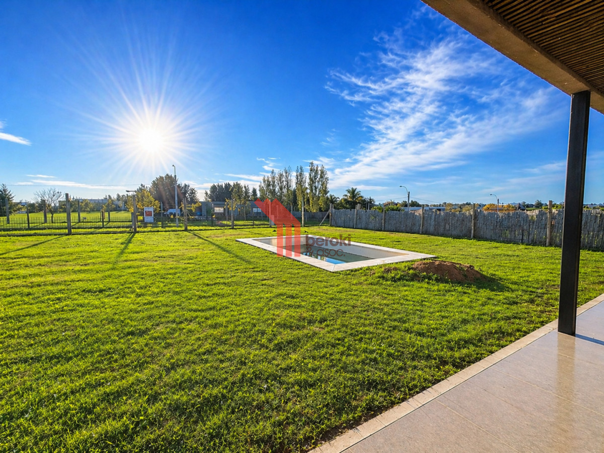 Casa ID.213 - Venta Casa 3 Dormitorios La Juana Piscina Paneles Solares y Barbacoa