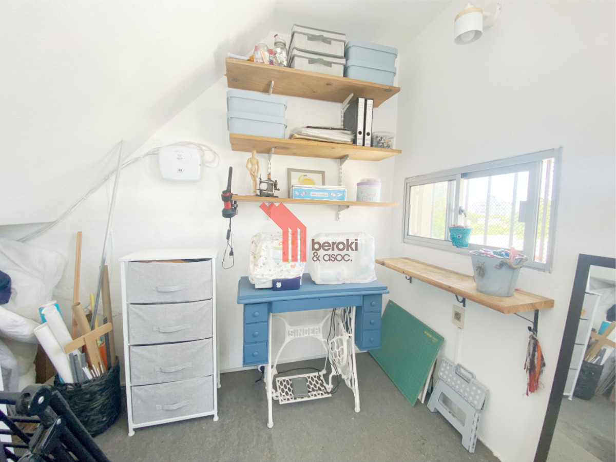 Casa ID.115 - Venta Casa Malvin 4 Dormitorios 3 Baños Garage