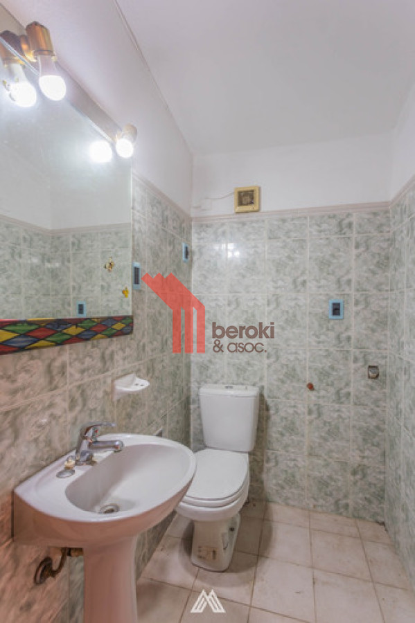 Casa ID.23 - Venta Casa Punta Gorda 4 Dormitorios Jardín Piscina Y Barbacoa