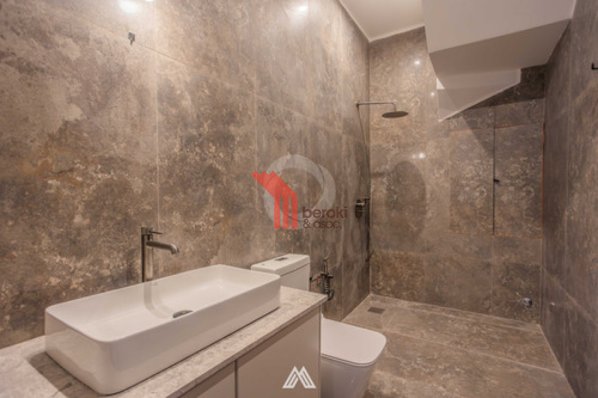 Casa ID.14 - Venta Casa 3 Dormitorios 4 Baños Barrio Sur Parrillero Y Azotea