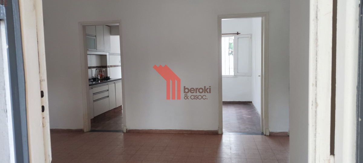 Casa ID.123 - Venta Casa 3 dormitorios + apartamento. Padrón único.  Cerrito de la Victoria.